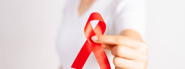 Dezembro Vermelho: 7 filmes sobre a luta contra a AIDS e o HIV
