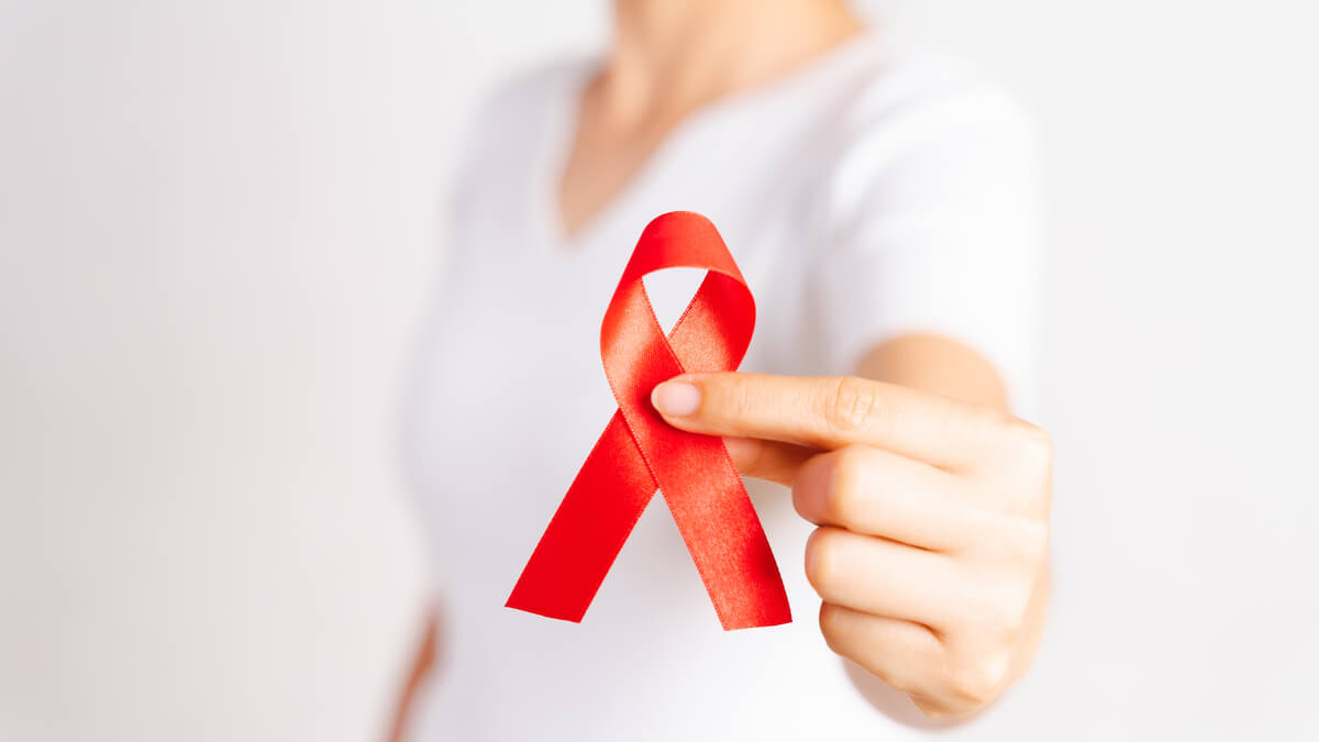 Dezembro Vermelho: 7 filmes sobre a luta contra a AIDS e o HIV
